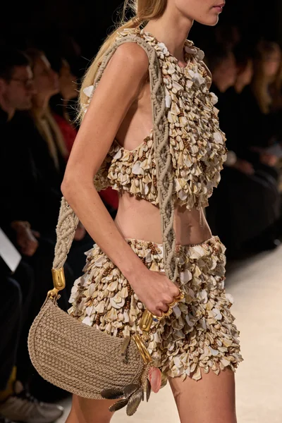 Look 127